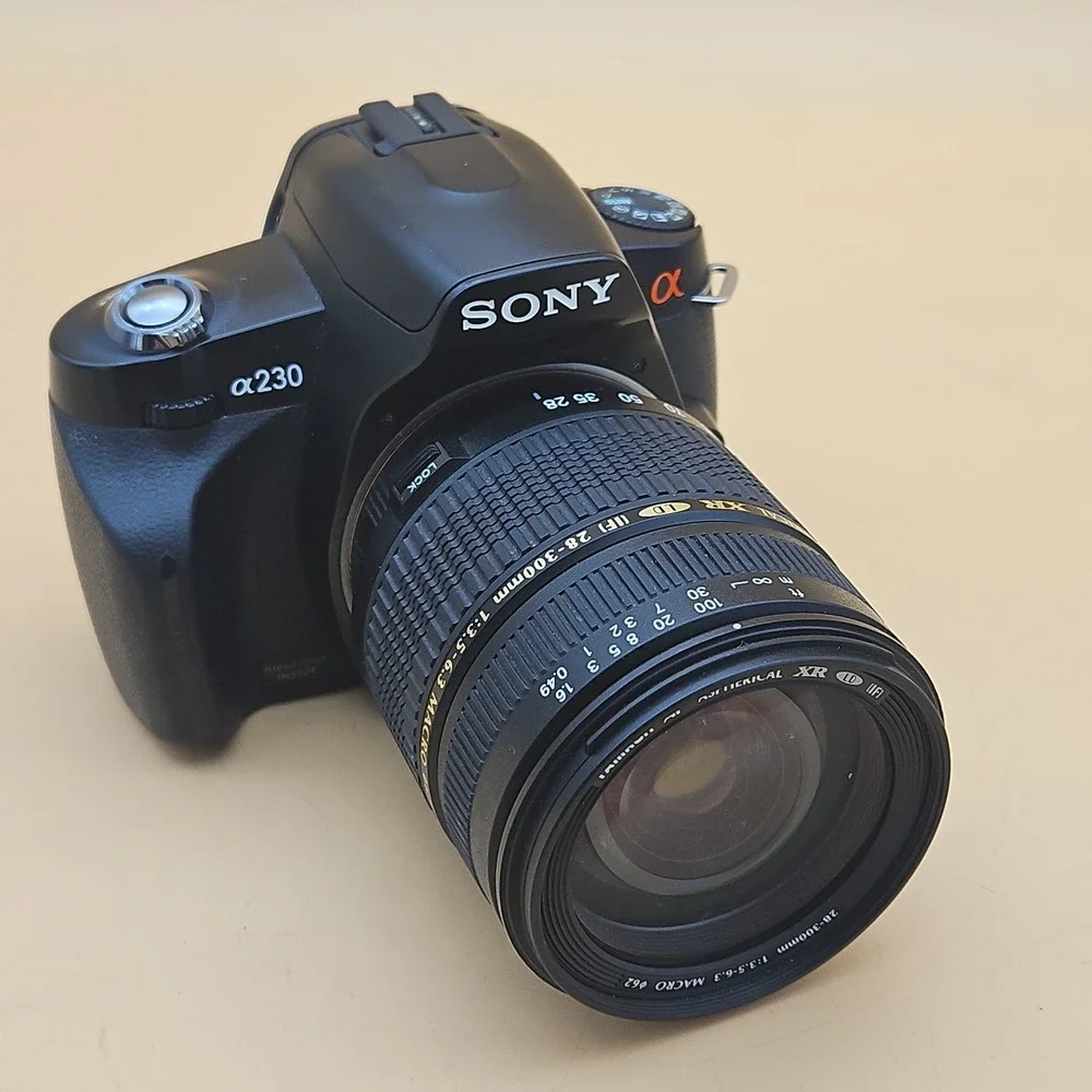 Sony Alpha A230 Digital Camera W/ Tamron 28-300mm Lens Tested Works